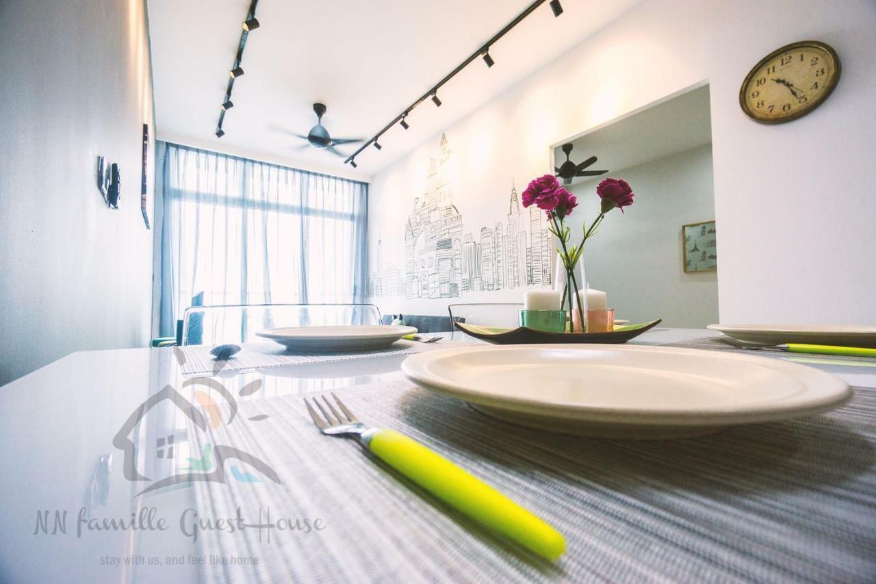 NN Famille Guest House Pasir Gudang Extérieur photo