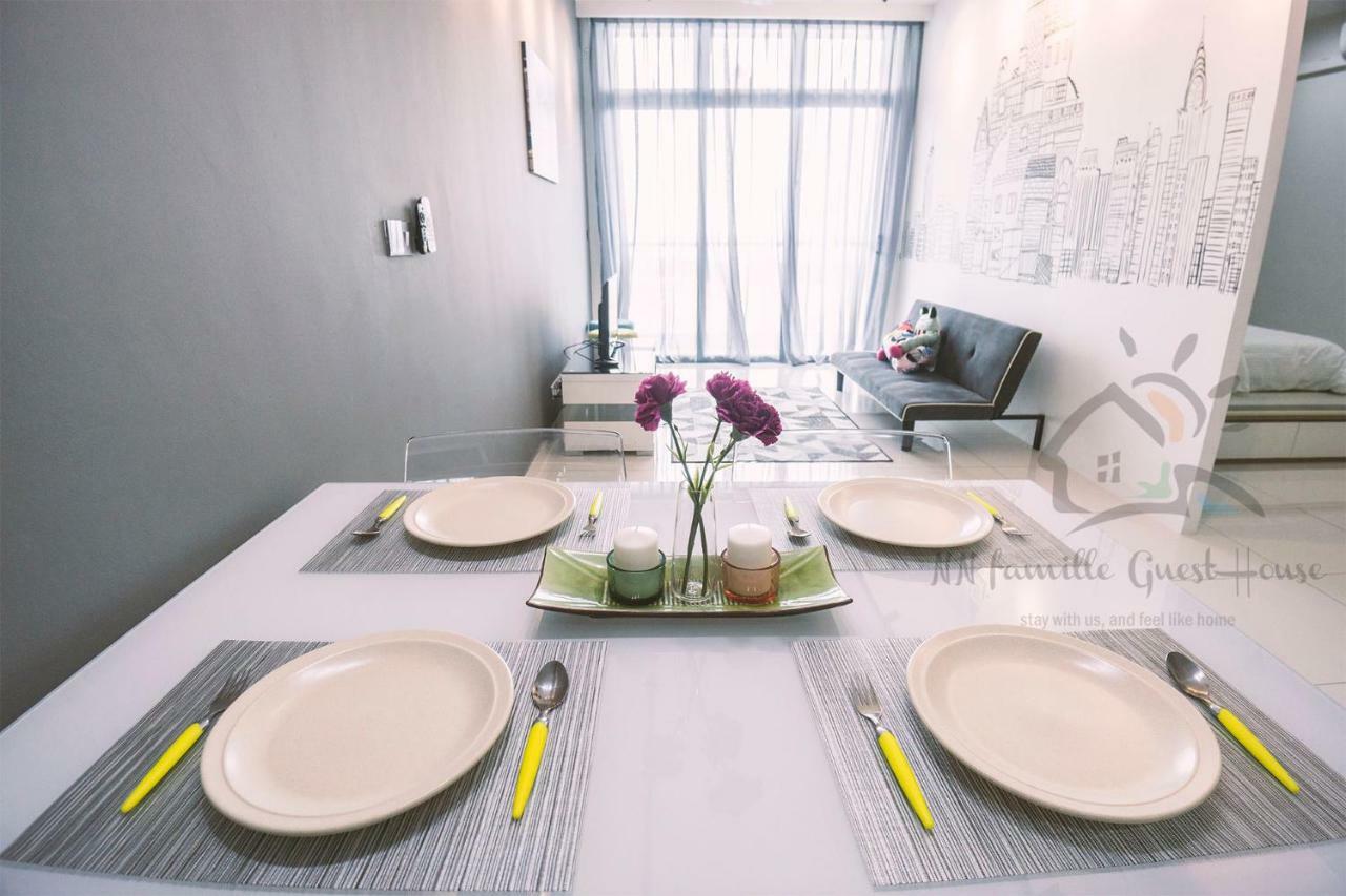 NN Famille Guest House Pasir Gudang Extérieur photo